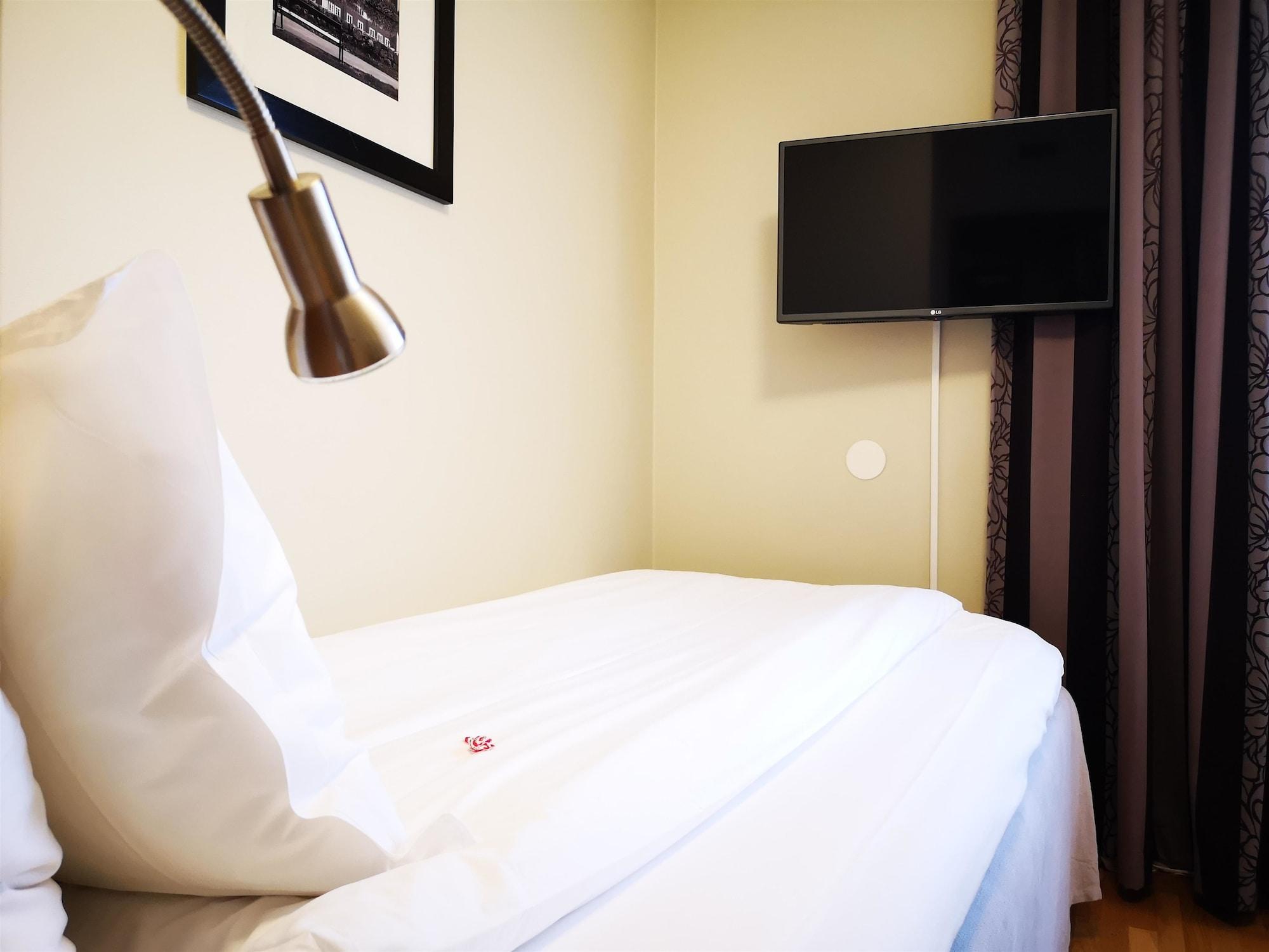 Best Western Plaza Hotel Eskilstuna Bagian luar foto