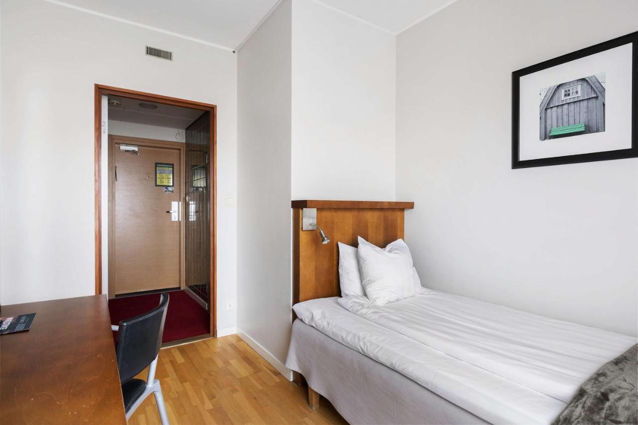 Best Western Plaza Hotel Eskilstuna Bagian luar foto